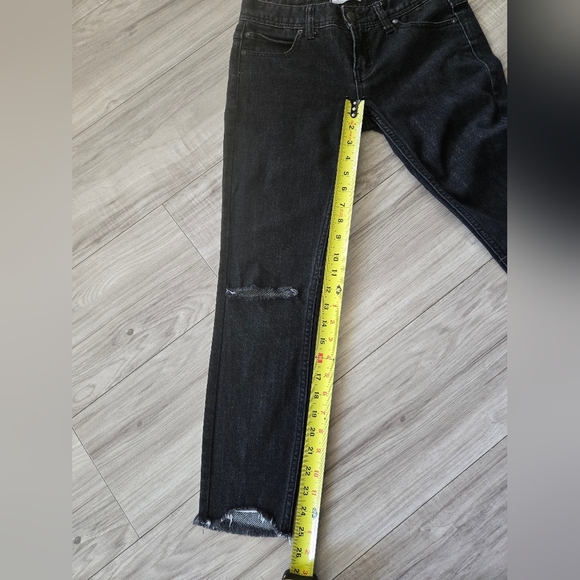 Free People  Skinny Jeans -Size 25w - Picture 3 of 8
